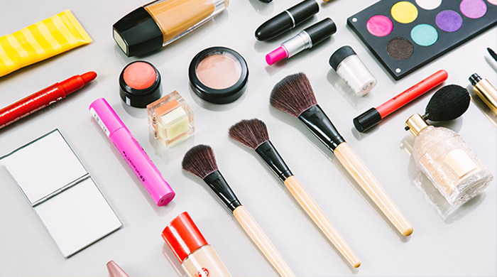 How to Master Makeup Storage and Organization in 5 Easy Steps