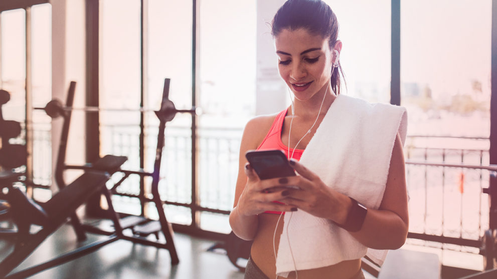 The Top-Rated Fitness Apps You Need to Get Yourself Moving and Stay That Way